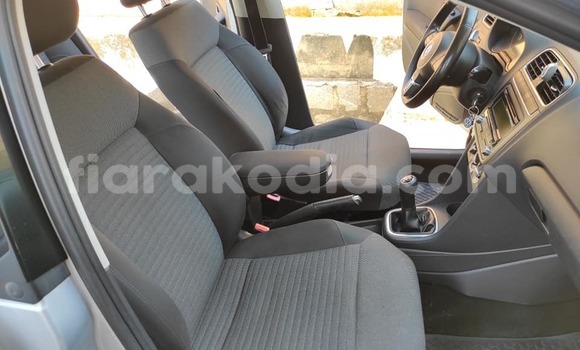 Acheter Occasion Voiture Volkswagen Polo Gris à Ambalavao, Haute Matsiatra Acheter Occasion Voiture Volkswagen Polo Gris à Ambalavao, Haute Matsiatra