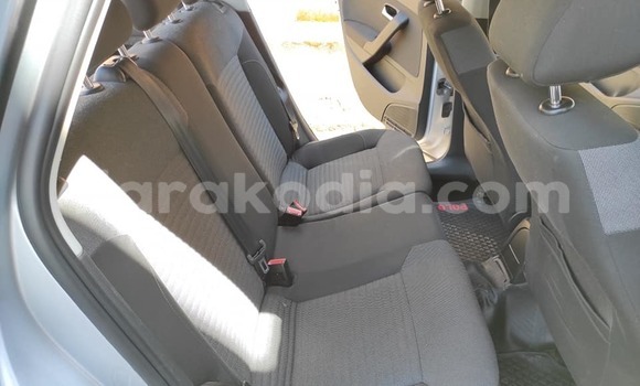 Acheter Occasion Voiture Volkswagen Polo Gris à Ambalavao, Haute Matsiatra Acheter Occasion Voiture Volkswagen Polo Gris à Ambalavao, Haute Matsiatra
