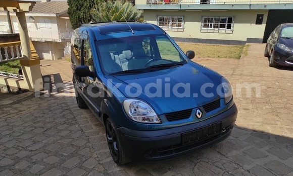 Acheter Occasion Voiture Renault Kangoo Bleu à Ambalavao, Haute Matsiatra Acheter Occasion Voiture Renault Kangoo Bleu à Ambalavao, Haute Matsiatra