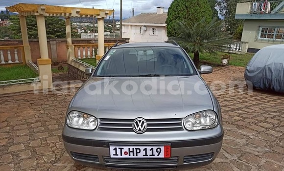 Acheter Occasion Voiture Volkswagen Golf Gris à Ambalavao, Haute Matsiatra Acheter Occasion Voiture Volkswagen Golf Gris à Ambalavao, Haute Matsiatra