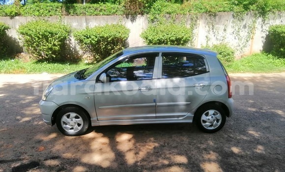 Acheter Occasion Voiture Kia Morning Gris à Ambalavao, Haute Matsiatra Acheter Occasion Voiture Kia Morning Gris à Ambalavao, Haute Matsiatra