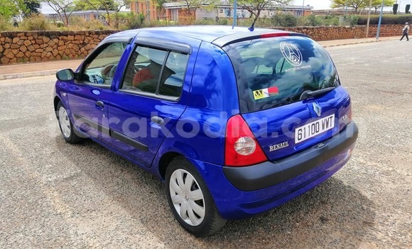 Acheter Occasion Voiture Renault Clio Bleu à Ambalavao, Haute Matsiatra Acheter Occasion Voiture Renault Clio Bleu à Ambalavao, Haute Matsiatra