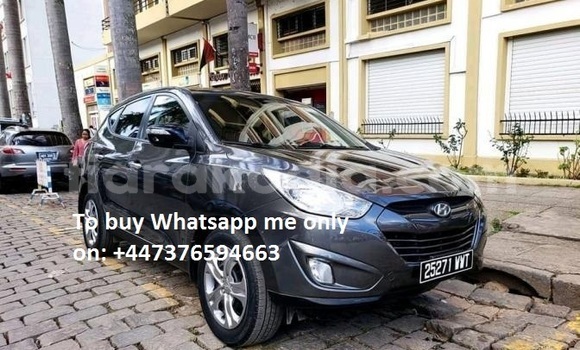 Hividy Hyundai ix35 Silver Car in Antananarivo in Analamanga Hividy Hyundai ix35 Silver Car in Antananarivo in Analamanga