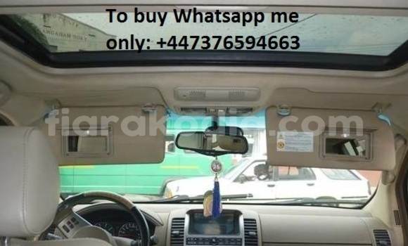 Hividy Nissan Pathfinder Silver Car in Antananarivo in Analamanga Hividy Nissan Pathfinder Silver Car in Antananarivo in Analamanga