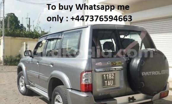 Hividy Nissan Patrol Silver Car in Antananarivo in Analamanga Hividy Nissan Patrol Silver Car in Antananarivo in Analamanga