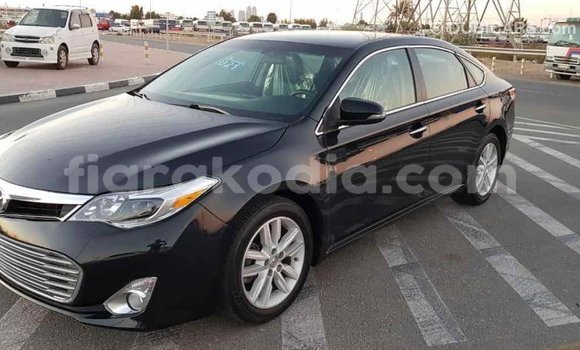 Acheter Import Voiture Toyota Avalon Noir à Import - Dubai, Diana Acheter Import Voiture Toyota Avalon Noir à Import - Dubai, Diana