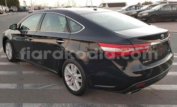 Acheter Import Voiture Toyota Avalon Noir à Import - Dubai, Diana Acheter Import Voiture Toyota Avalon Noir à Import - Dubai, Diana