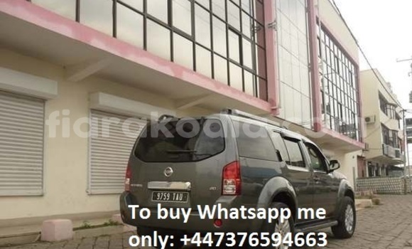 Buy Used Nissan Pathfinder Black Car in Antananarivo in Analamanga Buy Used Nissan Pathfinder Black Car in Antananarivo in Analamanga