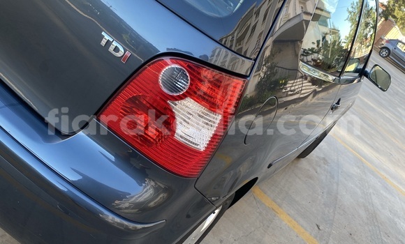 Acheter Occasion Voiture Volkswagen Polo Gris à Antananarivo, Analamanga Acheter Occasion Voiture Volkswagen Polo Gris à Antananarivo, Analamanga