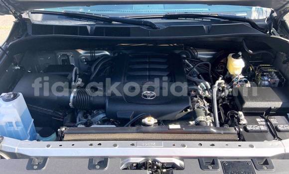 Hividy Toyota Dyna Silver Truck in Amparafaravola in Alaotra-Mangoro Hividy Toyota Dyna Silver Truck in Amparafaravola in Alaotra-Mangoro