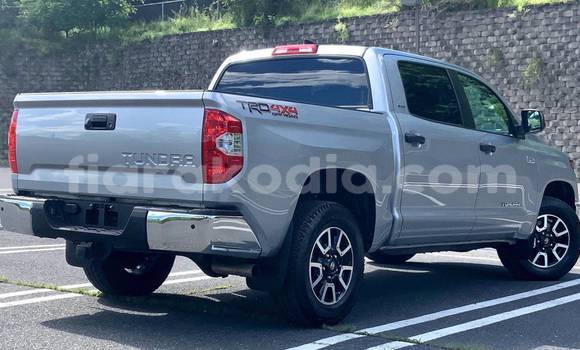 Hividy Toyota Dyna Silver Truck in Amparafaravola in Alaotra-Mangoro Hividy Toyota Dyna Silver Truck in Amparafaravola in Alaotra-Mangoro