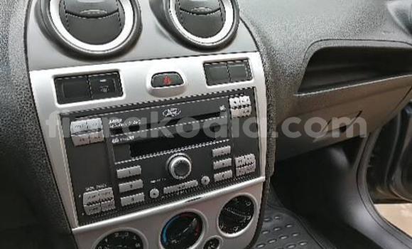 Acheter Occasion Voiture Ford Fiesta Gris à Antananarivo, Analamanga Acheter Occasion Voiture Ford Fiesta Gris à Antananarivo, Analamanga