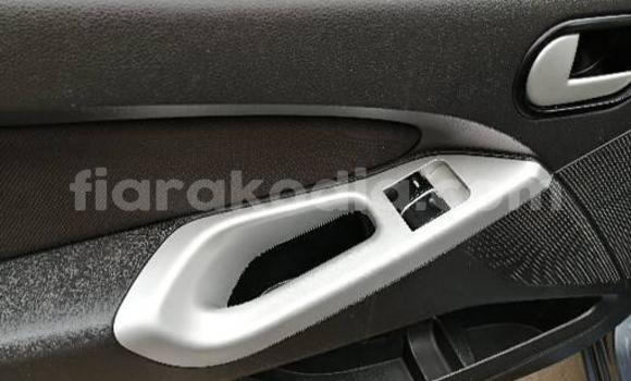 Acheter Occasion Voiture Ford Fiesta Gris à Antananarivo, Analamanga Acheter Occasion Voiture Ford Fiesta Gris à Antananarivo, Analamanga