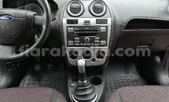 Acheter Occasion Voiture Ford Fiesta Gris à Antananarivo, Analamanga Acheter Occasion Voiture Ford Fiesta Gris à Antananarivo, Analamanga