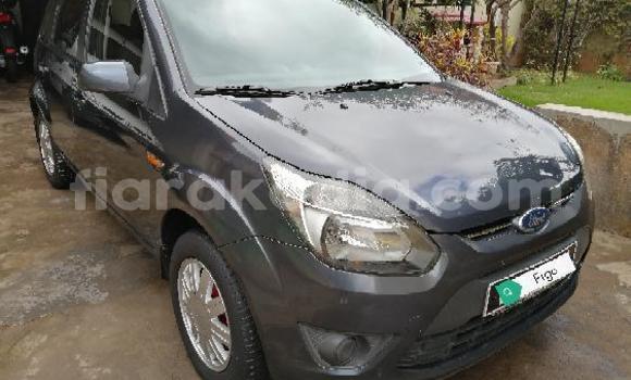 Acheter Occasion Voiture Ford Fiesta Gris à Antananarivo, Analamanga Acheter Occasion Voiture Ford Fiesta Gris à Antananarivo, Analamanga