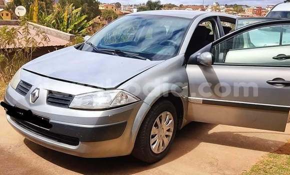 Acheter Occasion Voiture Renault Megane Gris à Antananarivo, Analamanga Acheter Occasion Voiture Renault Megane Gris à Antananarivo, Analamanga