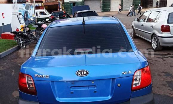 Acheter Import Voiture Kia Pride Bleu à Antananarivo, Analamanga Acheter Import Voiture Kia Pride Bleu à Antananarivo, Analamanga