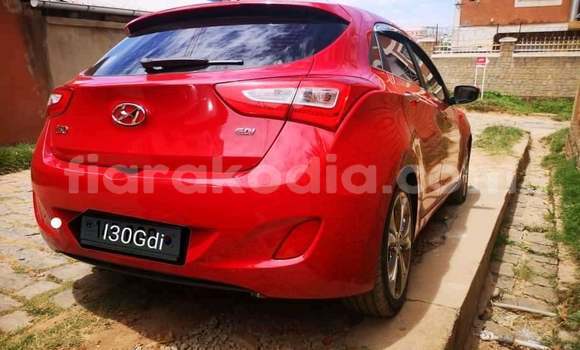 Buy Used Hyundai i30 Red Car in Antananarivo in Analamanga Buy Used Hyundai i30 Red Car in Antananarivo in Analamanga
