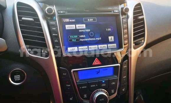 Buy Used Hyundai i30 Red Car in Antananarivo in Analamanga Buy Used Hyundai i30 Red Car in Antananarivo in Analamanga