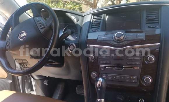 Acheter Occasion Voiture Nissan Patrol Gris à Antananarivo, Analamanga Acheter Occasion Voiture Nissan Patrol Gris à Antananarivo, Analamanga