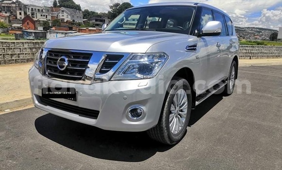 Acheter Occasion Voiture Nissan Patrol Gris à Antananarivo, Analamanga Acheter Occasion Voiture Nissan Patrol Gris à Antananarivo, Analamanga