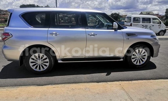Acheter Occasion Voiture Nissan Patrol Gris à Antananarivo, Analamanga Acheter Occasion Voiture Nissan Patrol Gris à Antananarivo, Analamanga