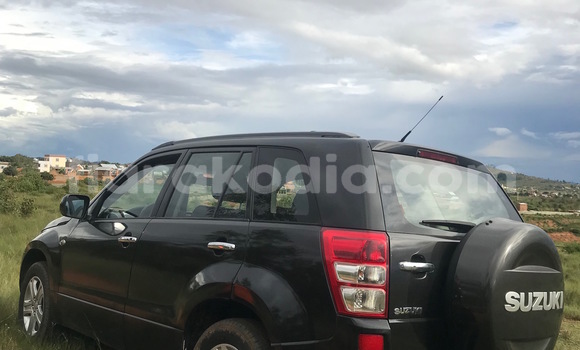 Acheter Occasion Voiture Suzuki Grand Vitara Noir à Antananarivo, Analamanga Acheter Occasion Voiture Suzuki Grand Vitara Noir à Antananarivo, Analamanga