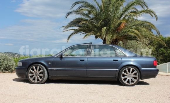 Hividy Audi A8 Blue Car in Antananarivo in Analamanga Hividy Audi A8 Blue Car in Antananarivo in Analamanga