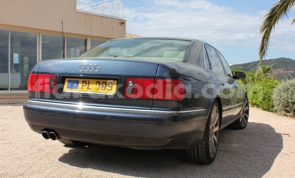 Hividy Audi A8 Blue Car in Antananarivo in Analamanga Hividy Audi A8 Blue Car in Antananarivo in Analamanga