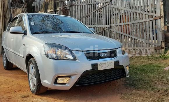 Acheter Occasion Voiture Kia Pride Gris à Antananarivo, Analamanga Acheter Occasion Voiture Kia Pride Gris à Antananarivo, Analamanga