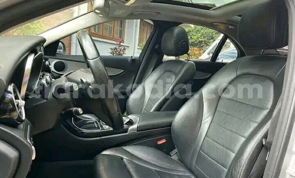 Acheter Occasion Voiture Mercedes Viano Gris à Antananarivo, Analamanga Acheter Occasion Voiture Mercedes Viano Gris à Antananarivo, Analamanga
