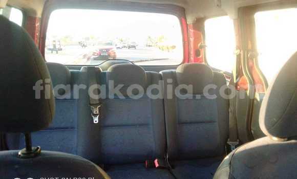 Acheter Occasion Voiture Peugeot Partner Rouge à Antananarivo, Analamanga Acheter Occasion Voiture Peugeot Partner Rouge à Antananarivo, Analamanga