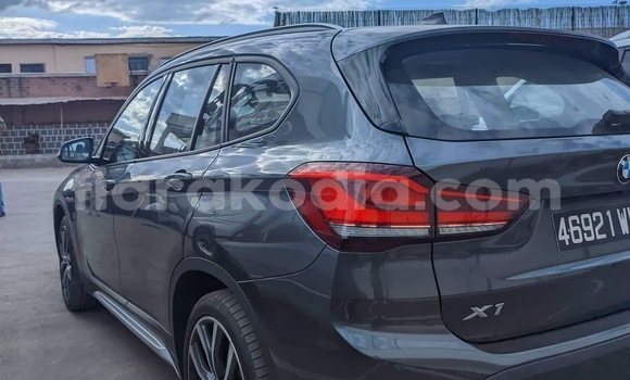 Buy Used BMW X1 Silver Car in Mahajanga in Boeny Buy Used BMW X1 Silver Car in Mahajanga in Boeny