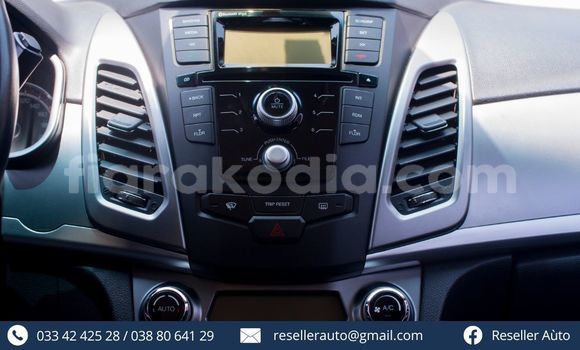 Acheter Occasion Voiture SsangYong Korando Noir à Antananarivo, Analamanga Acheter Occasion Voiture SsangYong Korando Noir à Antananarivo, Analamanga