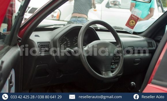 Acheter Occasion Voiture Peugeot 106 Rouge à Antananarivo, Analamanga Acheter Occasion Voiture Peugeot 106 Rouge à Antananarivo, Analamanga