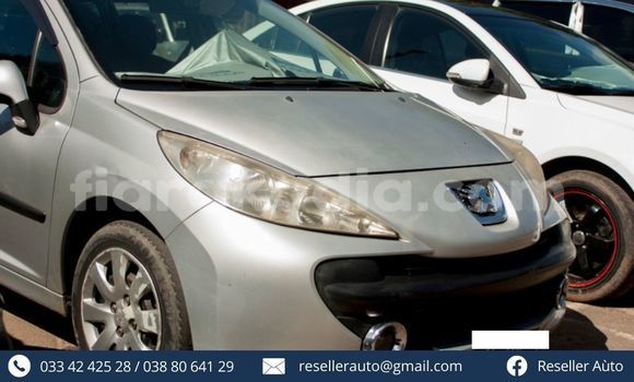 Acheter Occasion Voiture Peugeot 207 Gris à Antananarivo, Analamanga Acheter Occasion Voiture Peugeot 207 Gris à Antananarivo, Analamanga