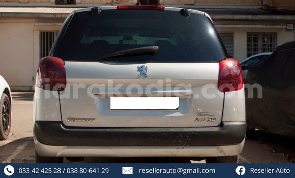 Acheter Occasion Voiture Peugeot 207 Gris à Antananarivo, Analamanga Acheter Occasion Voiture Peugeot 207 Gris à Antananarivo, Analamanga