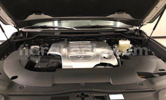 Acheter Occasion Voiture Lexus LX 570 Marron à Ambatoboeny (Ambato Boeny), Boeny Acheter Occasion Voiture Lexus LX 570 Marron à Ambatoboeny (Ambato Boeny), Boeny