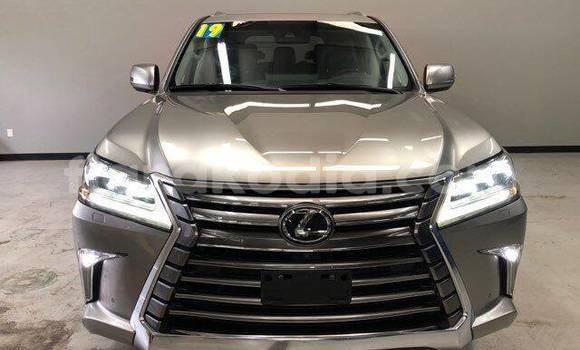 Acheter Occasion Voiture Lexus LX 570 Marron à Ambatoboeny (Ambato Boeny), Boeny Acheter Occasion Voiture Lexus LX 570 Marron à Ambatoboeny (Ambato Boeny), Boeny