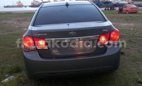 Acheter Occasion Voiture Chevlolet Spin Gris à Antananarivo, Analamanga Acheter Occasion Voiture Chevlolet Spin Gris à Antananarivo, Analamanga