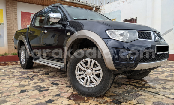 Acheter Occasion Voiture Mitsubishi L200 Bleu à Antananarivo, Analamanga Acheter Occasion Voiture Mitsubishi L200 Bleu à Antananarivo, Analamanga