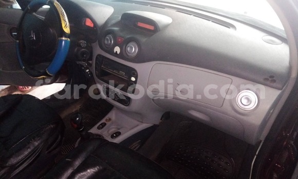 Buy Used Citroen C3 Red Car in Antananarivo in Analamanga Buy Used Citroen C3 Red Car in Antananarivo in Analamanga