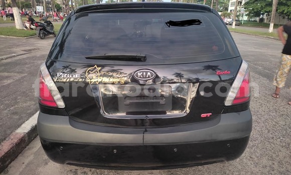 Acheter Occasion Voiture Kia Pride Noir à Antananarivo, Analamanga Acheter Occasion Voiture Kia Pride Noir à Antananarivo, Analamanga