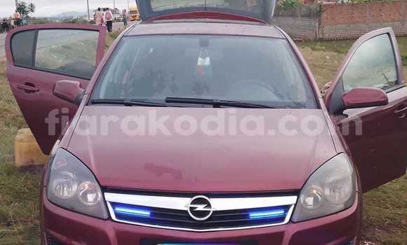 Acheter Occasion Voiture Opel Astra Autre à Antananarivo, Analamanga Acheter Occasion Voiture Opel Astra Autre à Antananarivo, Analamanga