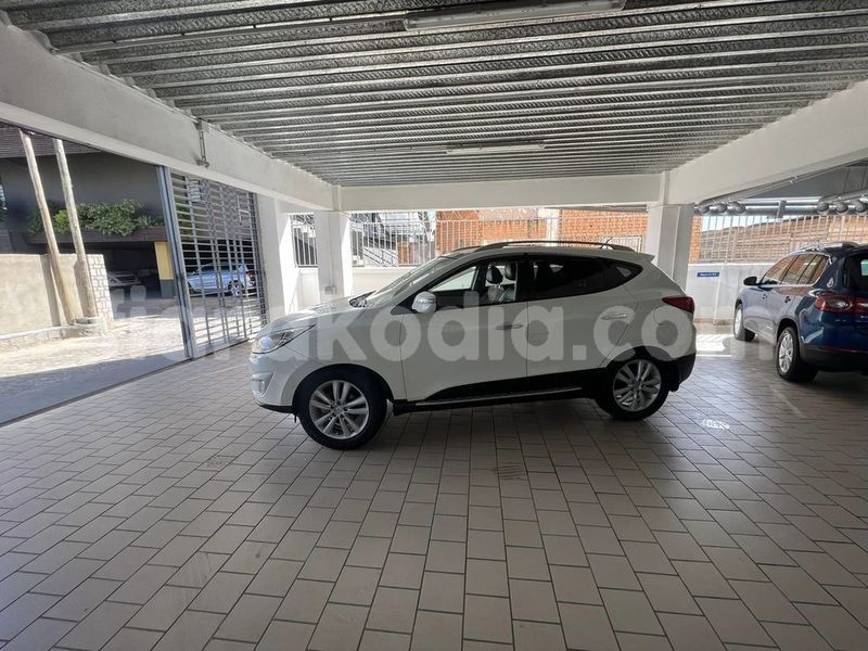 Big with watermark hyundai ix35 analamanga antananarivo 7242