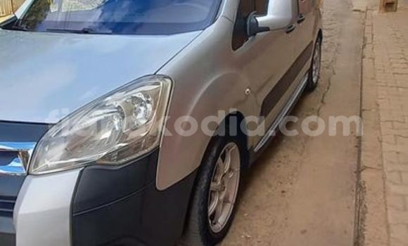 Acheter Occasion Voiture Citroen Berlingo Autre à Antananarivo, Analamanga Acheter Occasion Voiture Citroen Berlingo Autre à Antananarivo, Analamanga