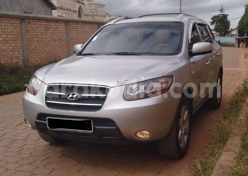 Big with watermark hyundai santa fe analamanga antananarivo 7246