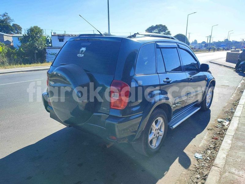 Big with watermark toyota rav4 analamanga antananarivo 7282