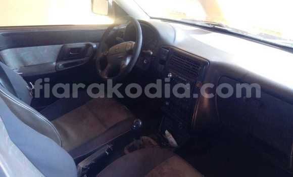 Acheter Occasion Voiture SEAT Cordoba Bleu à Antsirabe, Vakinankaratra Acheter Occasion Voiture SEAT Cordoba Bleu à Antsirabe, Vakinankaratra