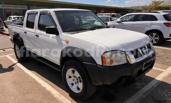 Acheter Occasion Voiture Nissan Pickup Blanc à Antananarivo, Analamanga Acheter Occasion Voiture Nissan Pickup Blanc à Antananarivo, Analamanga